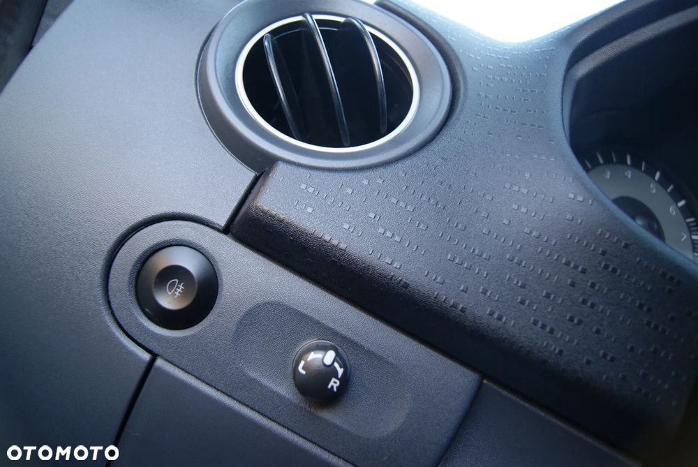 Mitsubishi Colt 1.1 Inform - 22