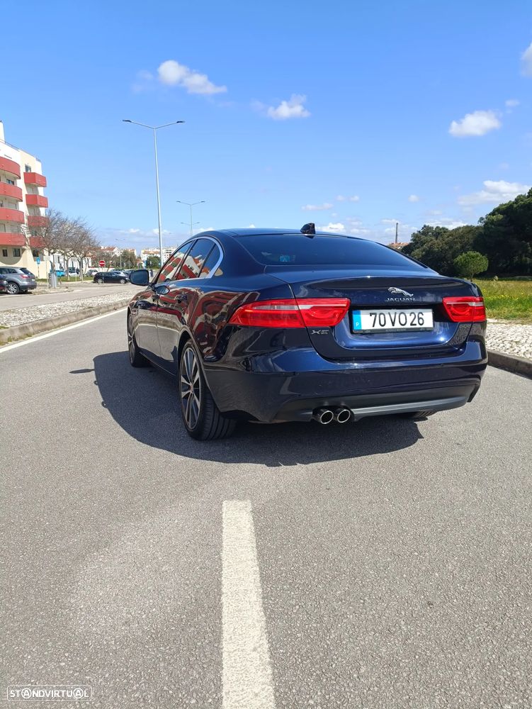 Jaguar XE 20d Aut. Portfolio - 5