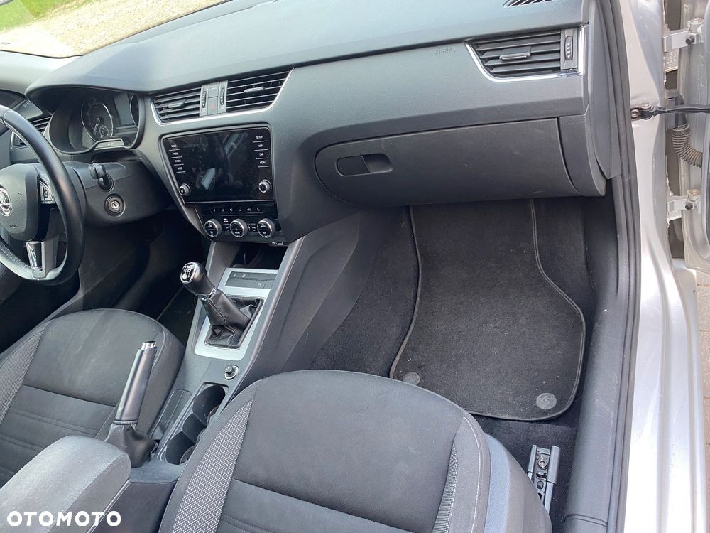 Skoda Octavia 1.4 TSI Active - 6
