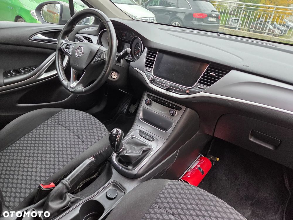 Opel Astra IV 1.6 CDTI Enjoy - 10