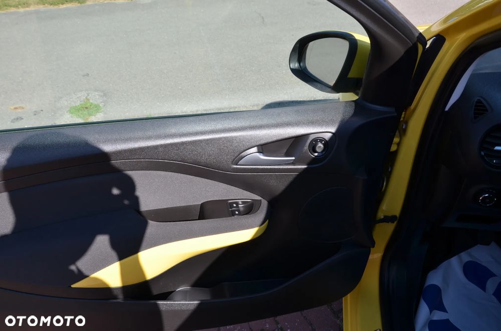 Opel Adam 1.2 - 14