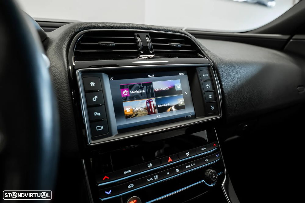 Jaguar XE 2.0 D R-Sport Aut. - 18