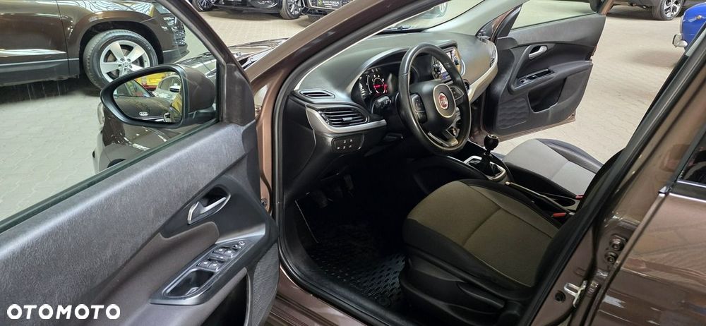 Fiat Tipo - 12