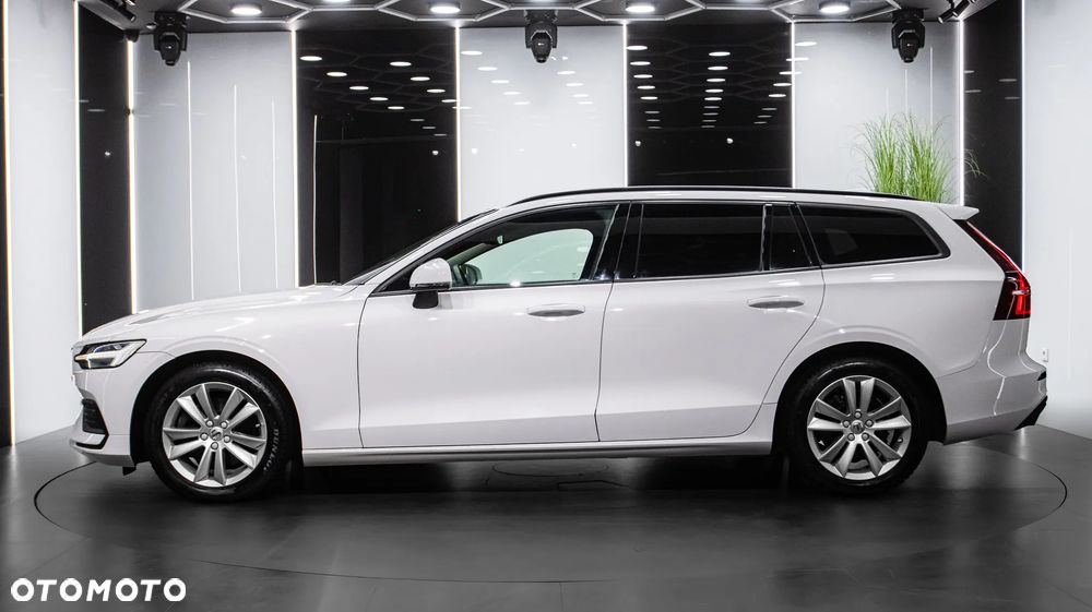 Volvo V60 B3 B Momentum Core - 4