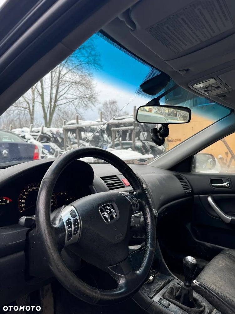 HONDA ACCORD VII LAMPA PRAWY TYŁ PRAWA TYLNA Z BŁOTNIKA BŁOTNIK SEDAN - 19