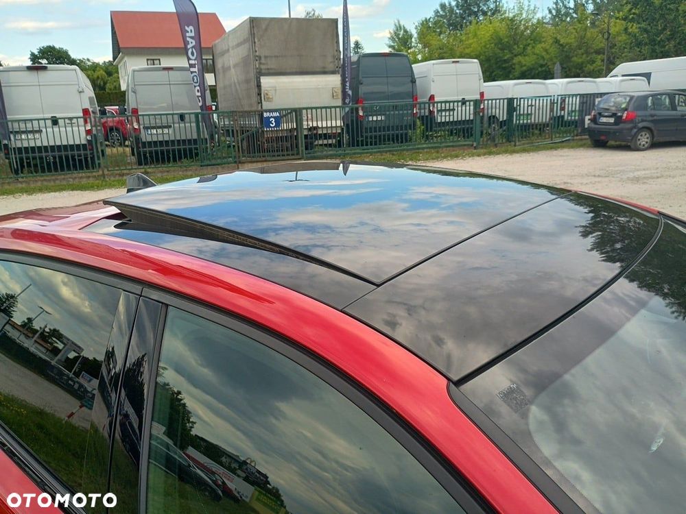Peugeot 408 - 15