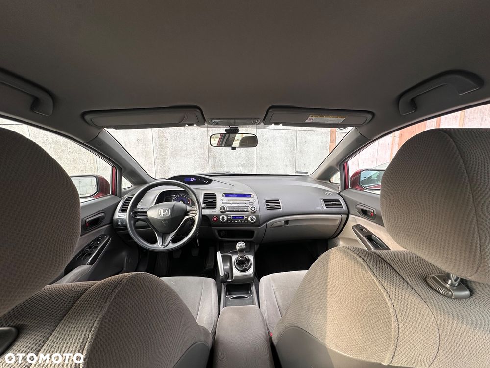 Honda Civic 1.8 Comfort - 8