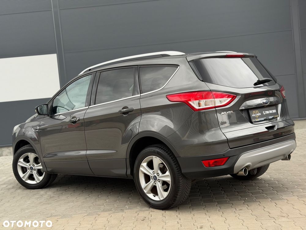Ford Kuga 2.0 TDCi FWD Titanium - 2