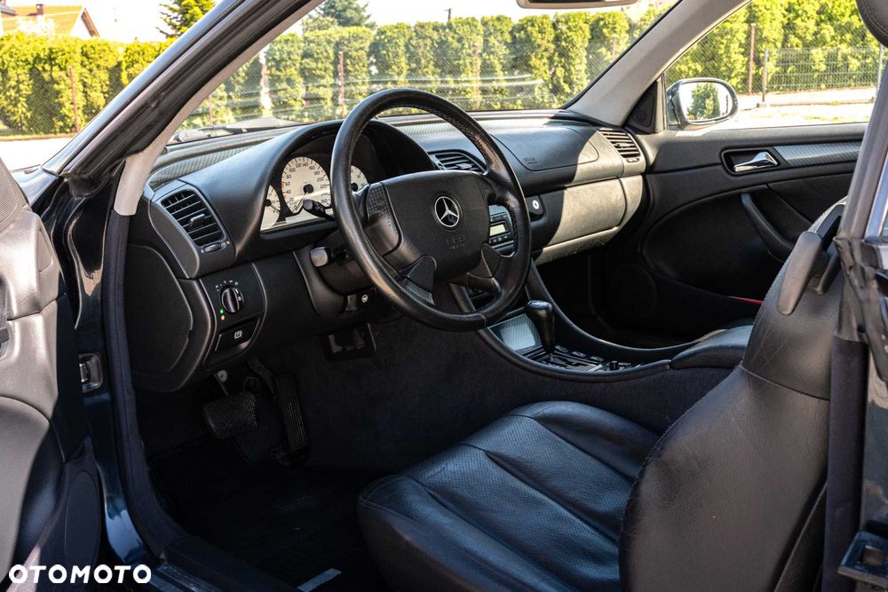 Mercedes-Benz CLK - 5