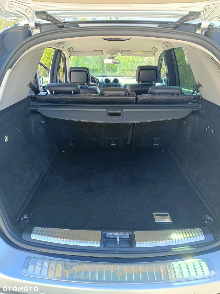 Mercedes-Benz ML - 12