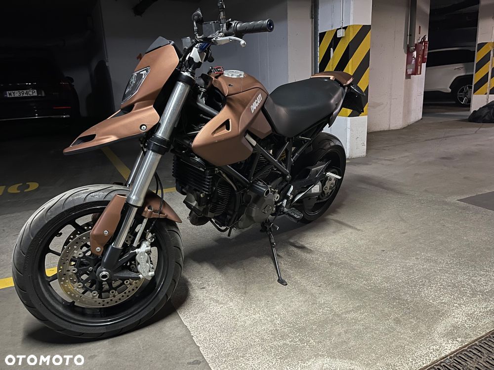 Ducati Hypermotard - 23