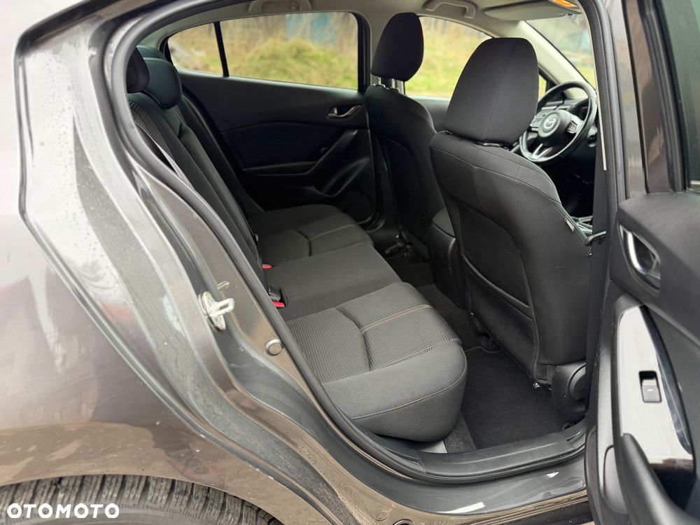 Mazda 3 1.5 D Skyenergy - 24