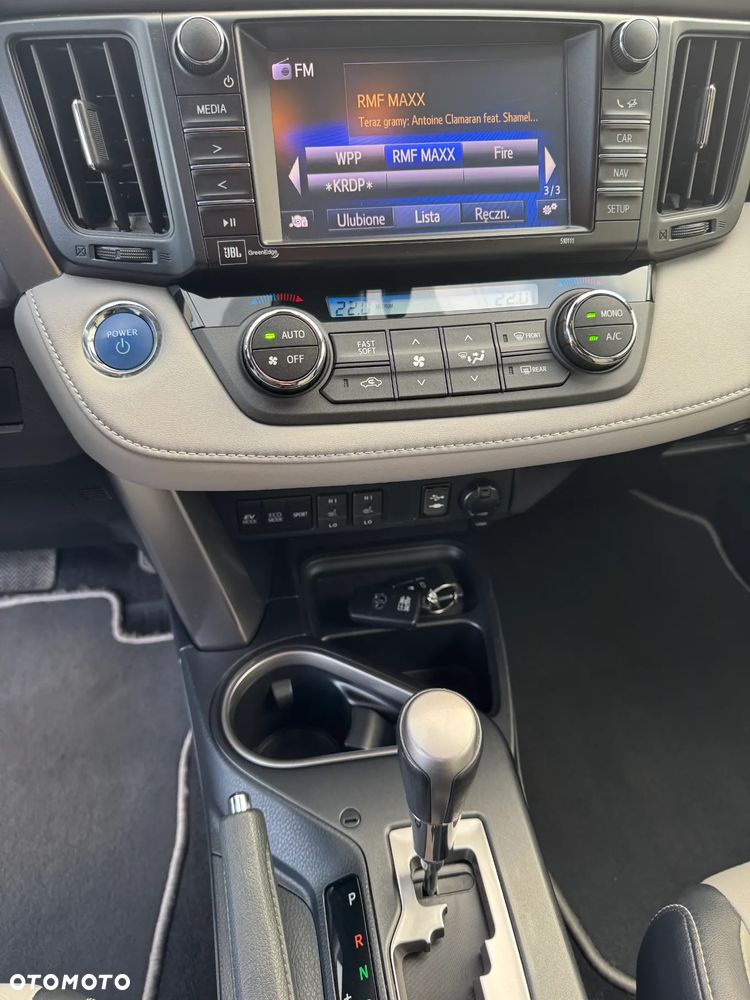 Toyota RAV4 ver-2-5-hybrid-executive-4x4 - 20