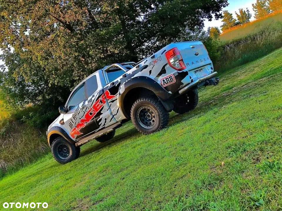 Ford Ranger 2.2 TDCi 4x4 DC Wildtrak EU6 - 16