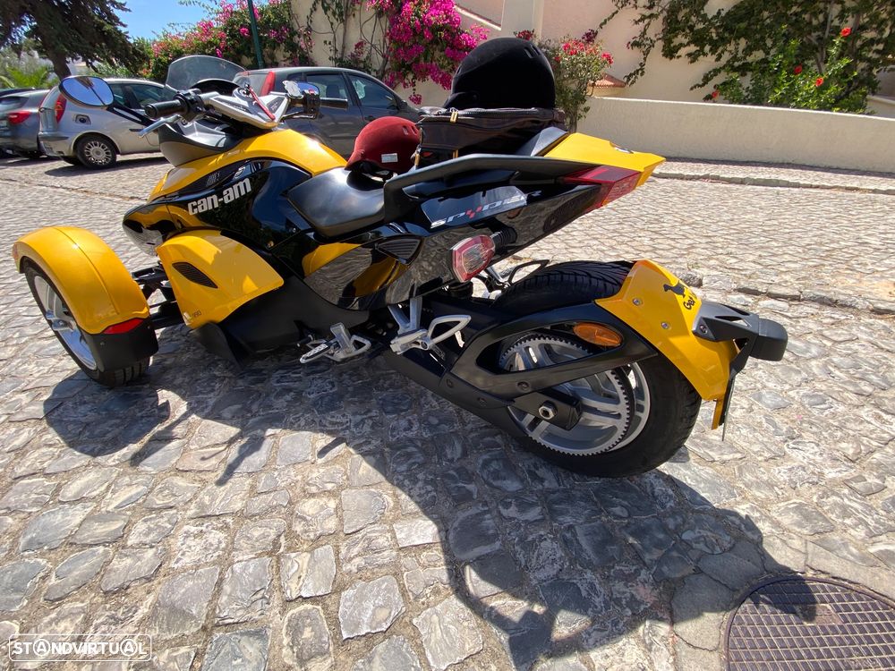 Can-Am Spyder RS Premiere Edition n* 1783 - 13