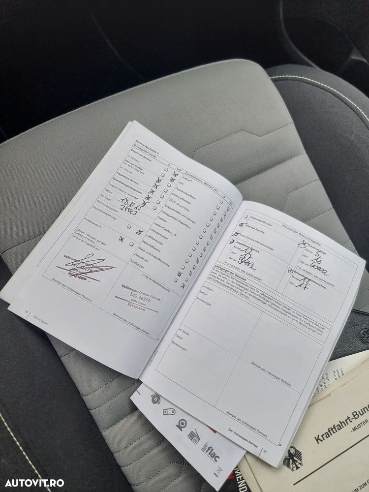 Volkswagen Golf - 30