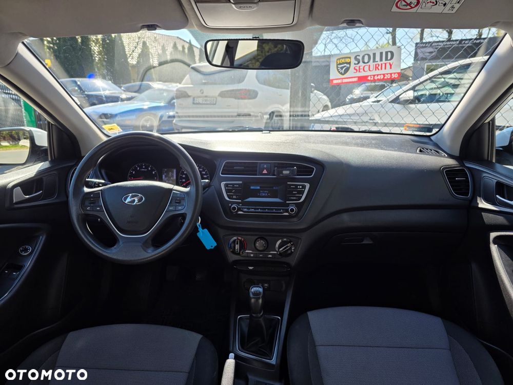 Hyundai i20 1.2 Classic - 12
