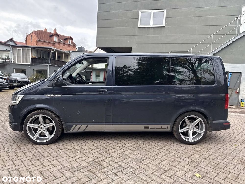 Volkswagen Multivan - 2
