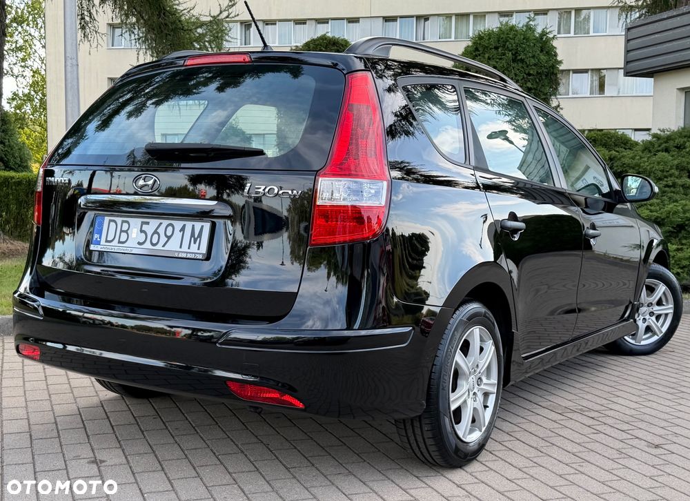 Hyundai i30 i30cw 1.4 UEFA EURO 2012 Edition - 27