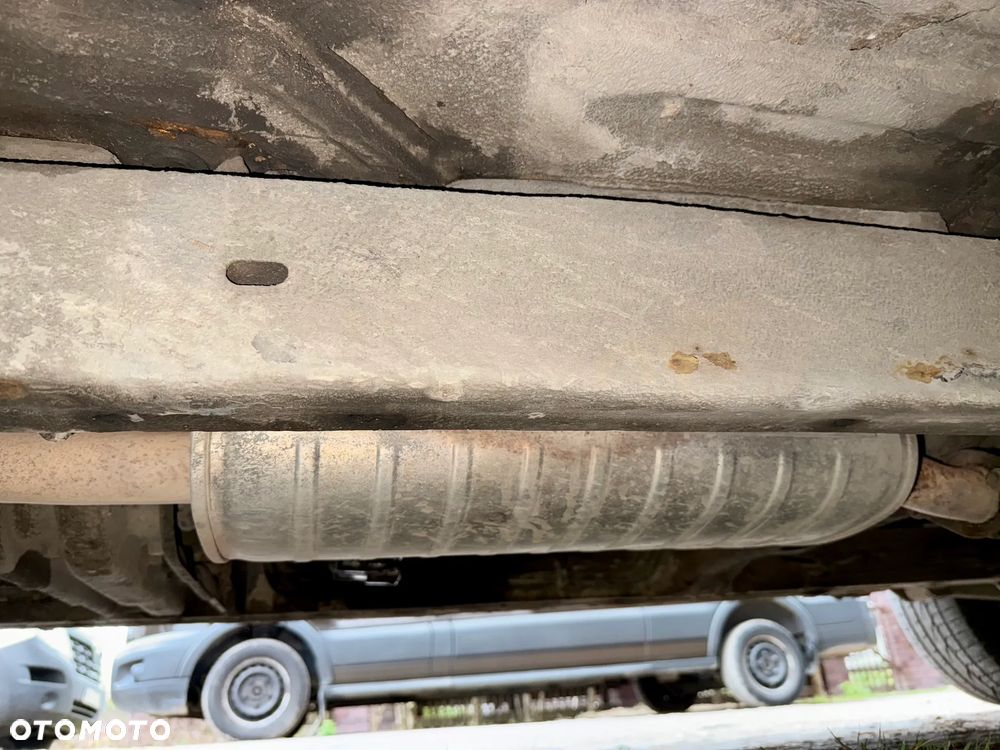 Suzuki Grand Vitara 2.7 V6 - 10