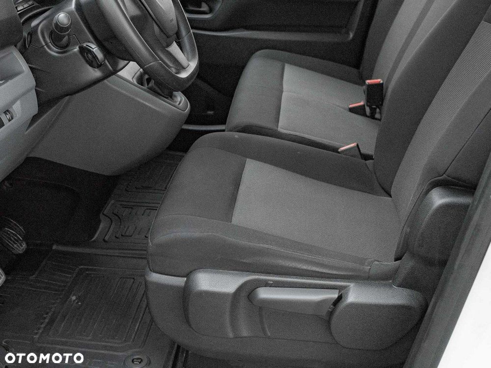 Toyota ProAce - 11