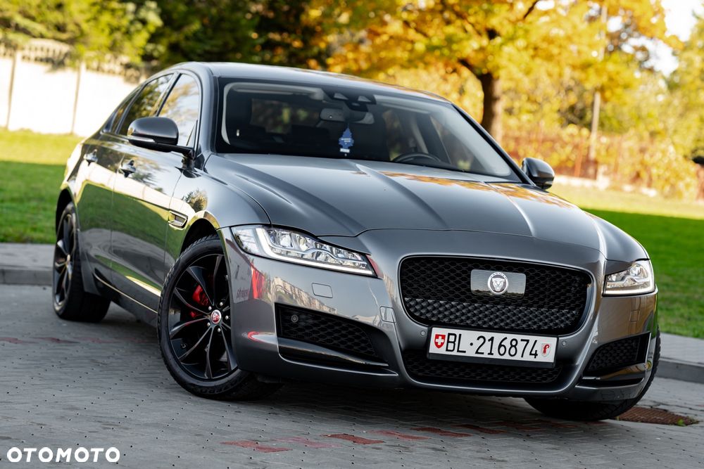 Jaguar XF