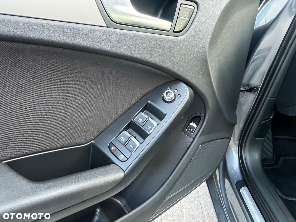 Audi A4 Avant 2.0 TDI DPF Ambition - 36