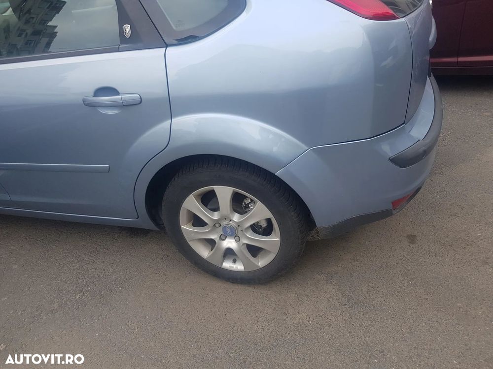 Ford Focus 1.6 Ti-VCT Titanium - 14