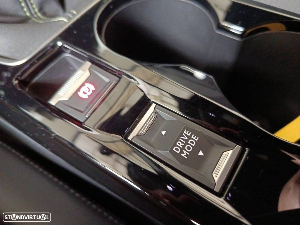 Peugeot 2008 1.2 PureTech GT - 19