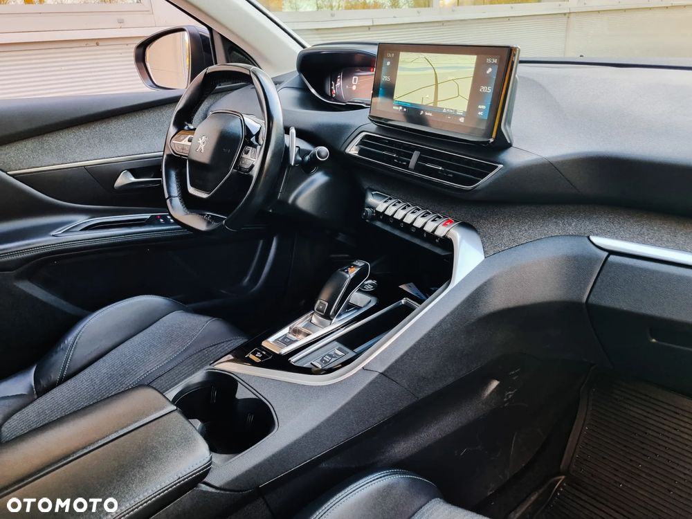Peugeot 3008 1.5 BlueHDi Allure Pack S&S EAT8 - 18