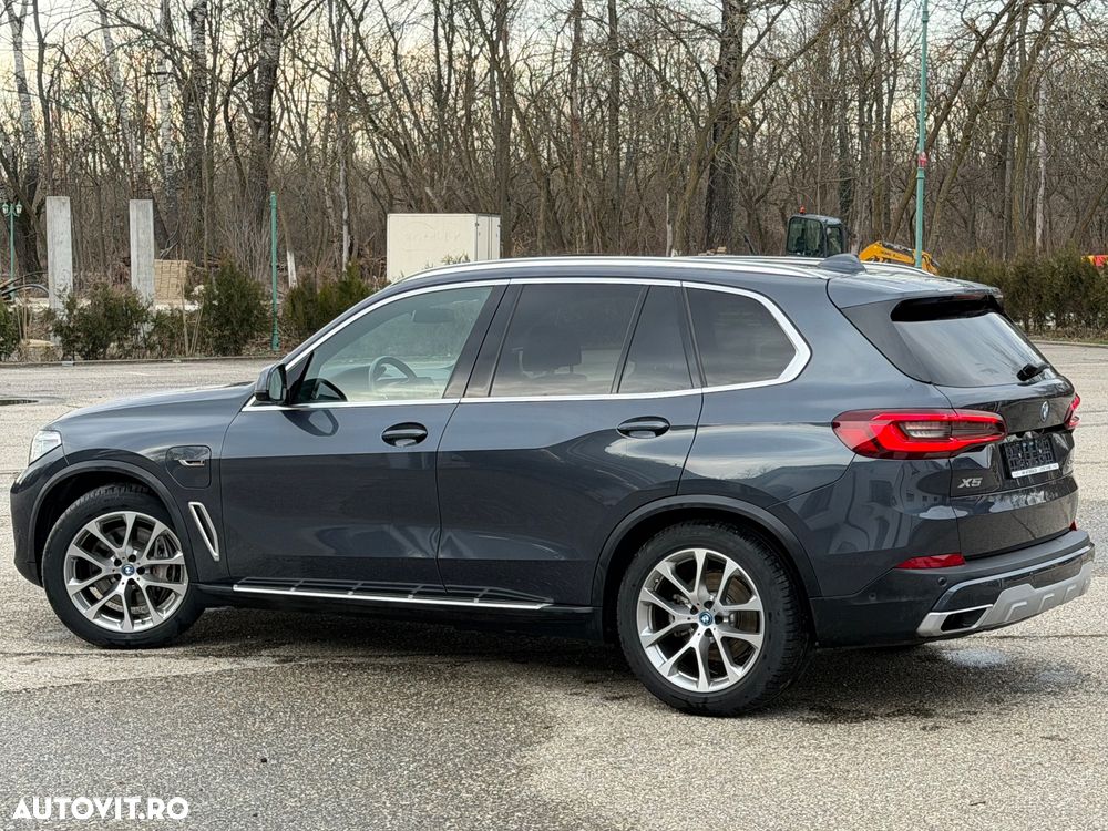 BMW X5 xDrive45e - 10