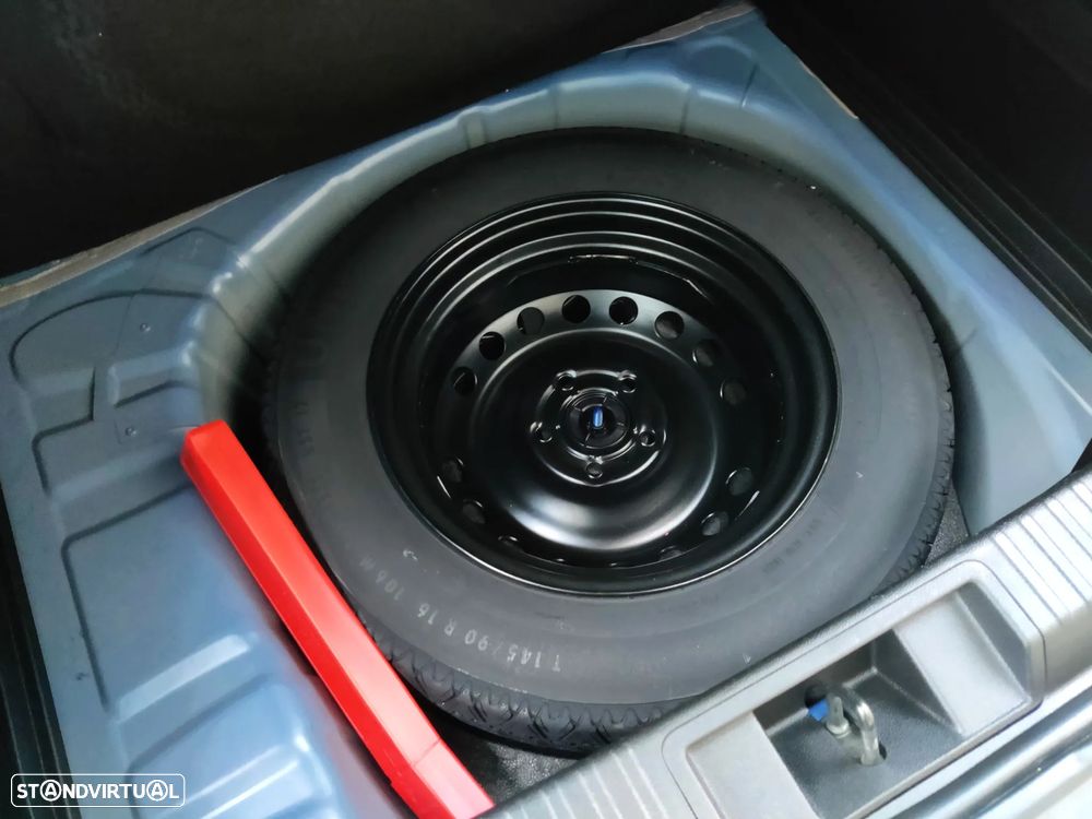 Renault Captur TCe 100 EXPERIENCE - 24