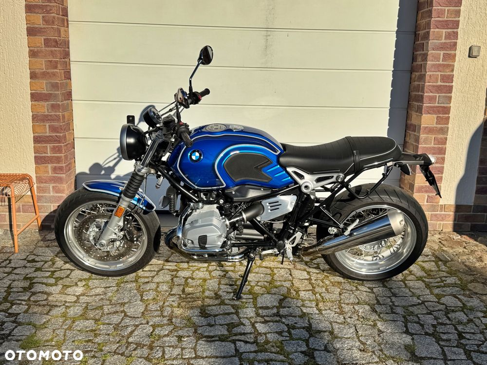 BMW R - 2