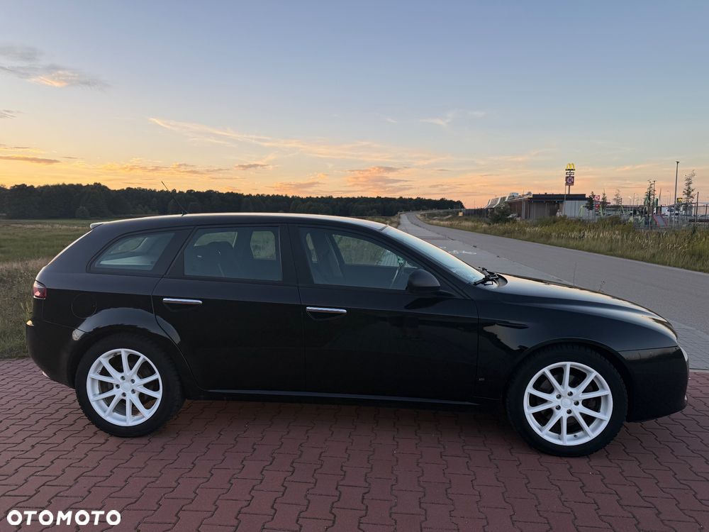Alfa Romeo 159 - 4