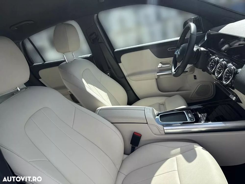 Mercedes-Benz GLA 200 d 4MATIC Aut. - 16