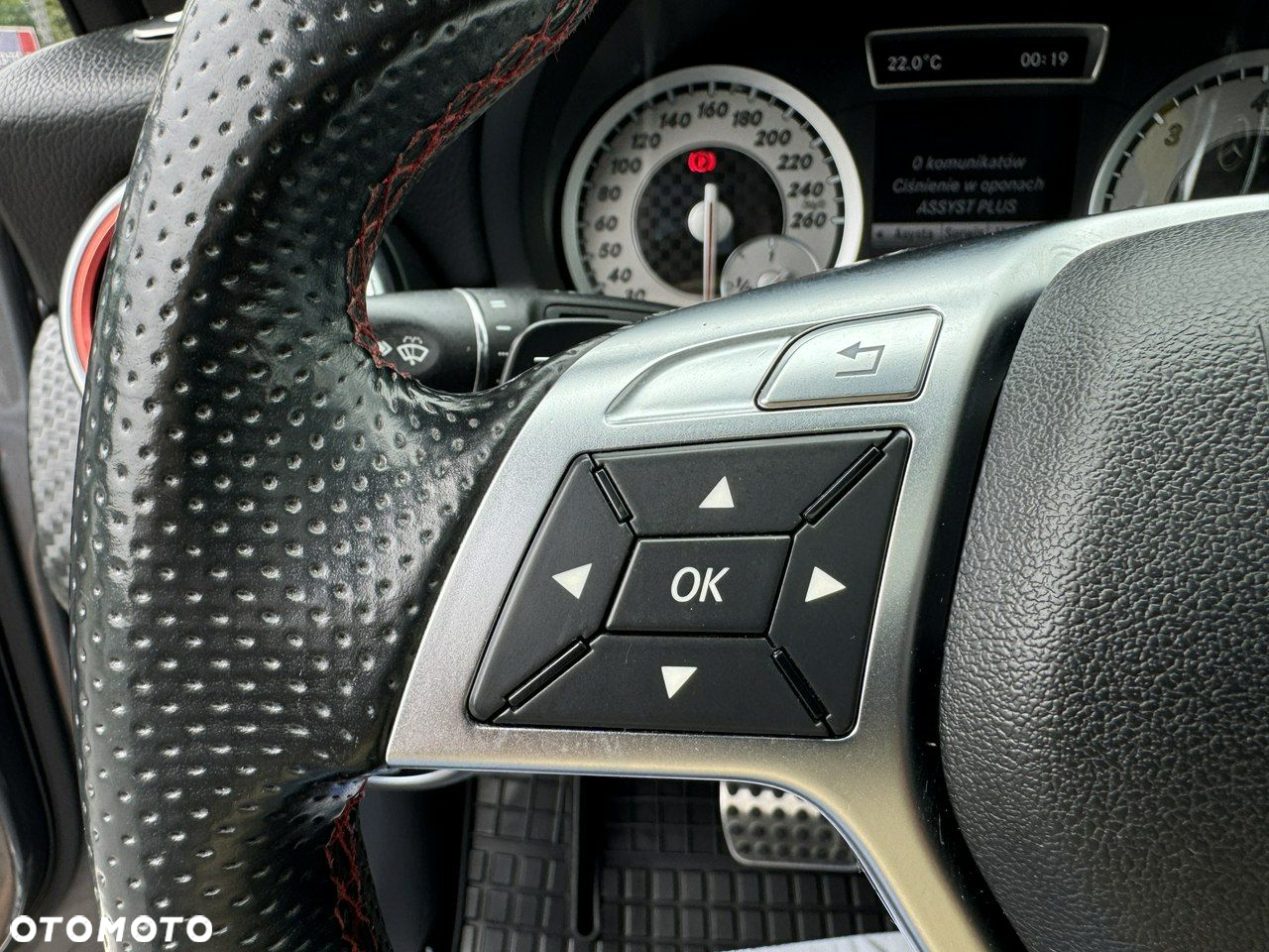 Mercedes-Benz Klasa A 160 CDI 7G-DCT AMG Line - 22