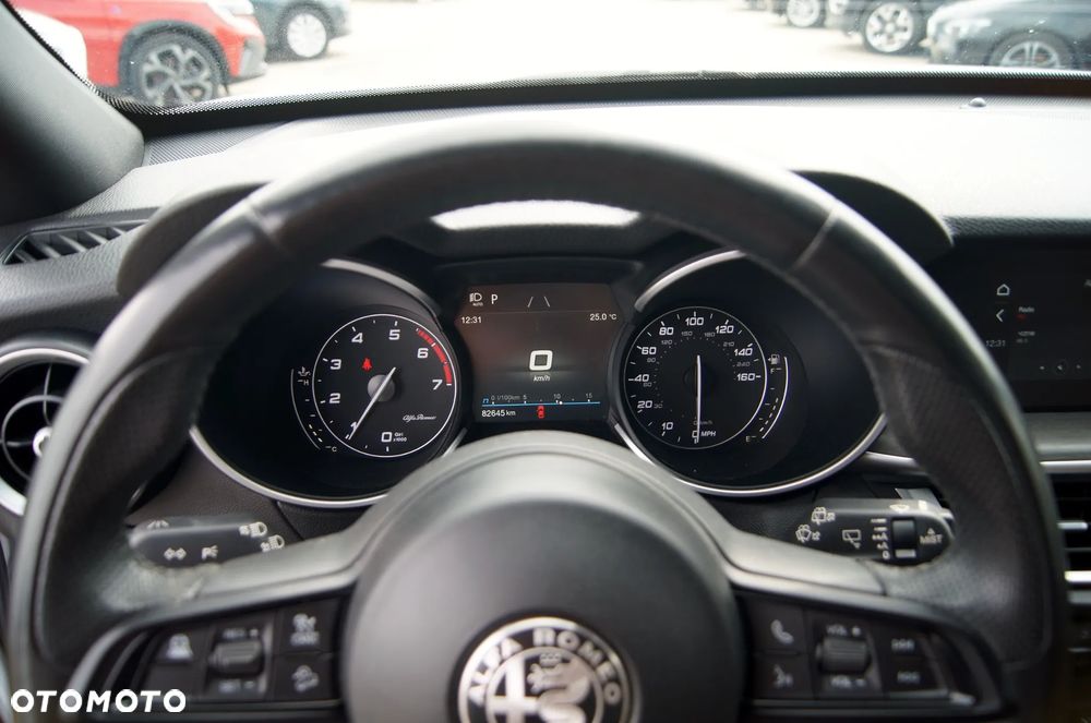 Alfa Romeo Stelvio 2.0 Turbo 16V AT8-Q4 Ti - 20