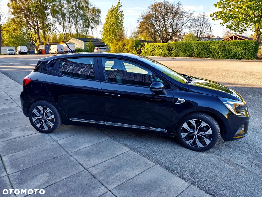 Renault Clio - 11