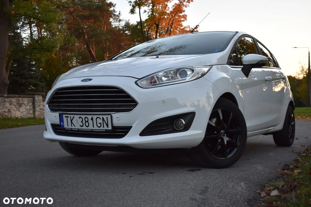 Ford Fiesta 1.0 EcoBoost STart-Stop Titanium - 22