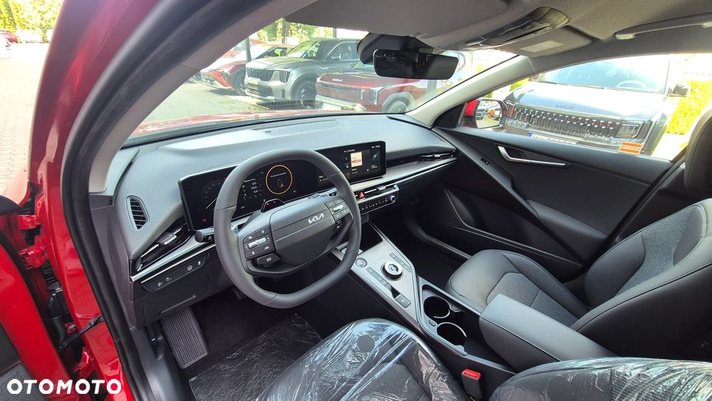 Kia Niro 1.6 GDI Hybrid Business Line - 17