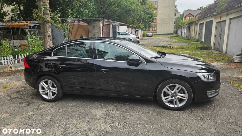 Volvo S60 T5 Geartronic Kinetic - 4