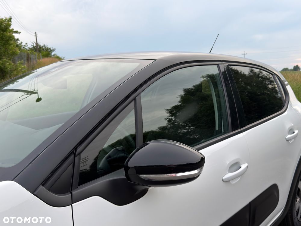 Citroën C3 Pure Tech 83 S&S LIVE - 19