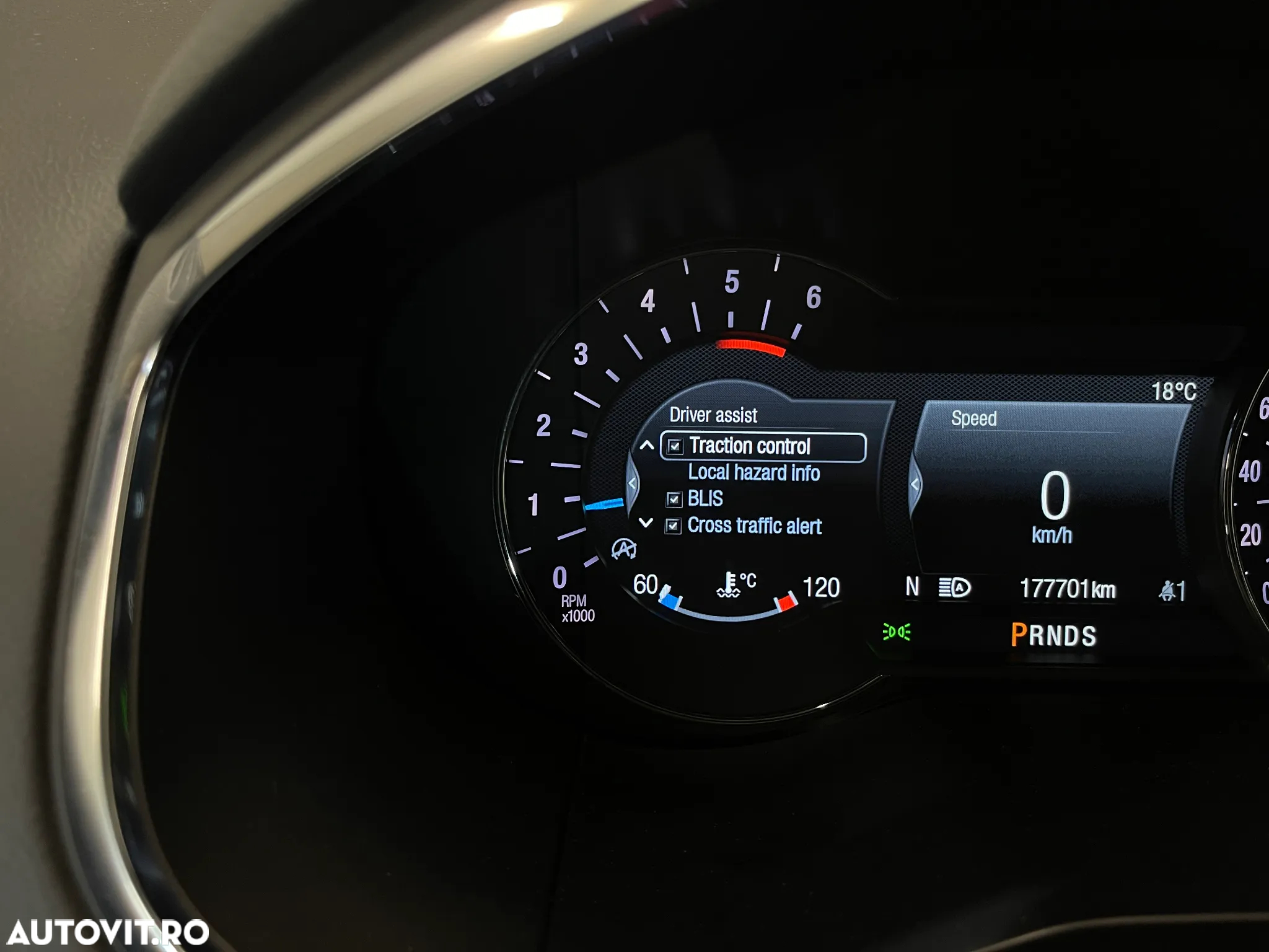 Ford S-Max 2.0 TDCi Powershift Titanium - 35