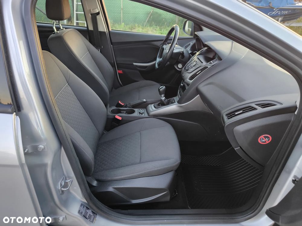 Ford Focus - 28
