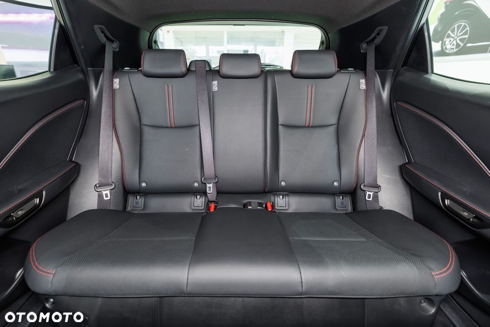 Lexus LBX 2025
