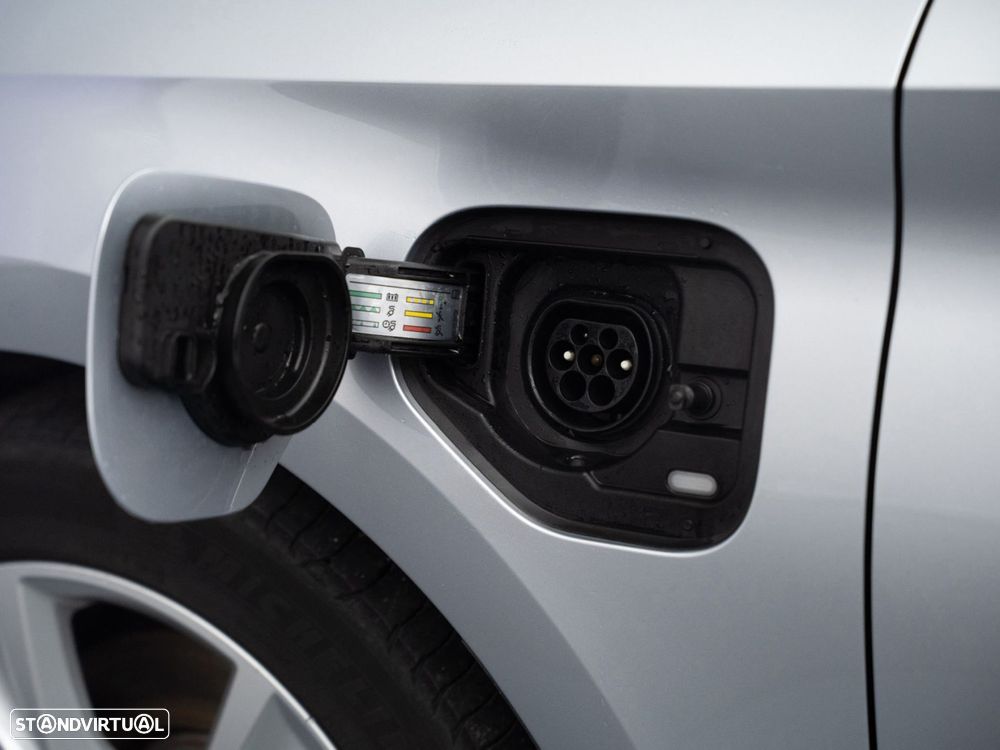 SEAT Leon ST 1.4 e-Hybrid FR DSG - 11