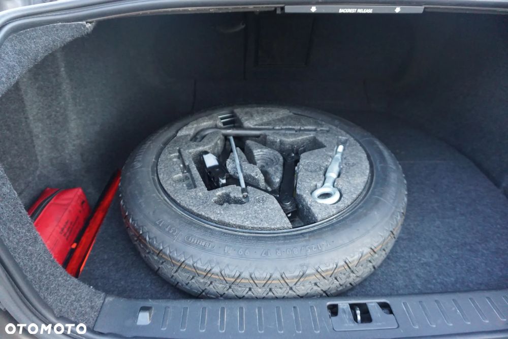 Volvo S80 2.0 Momentum - 27