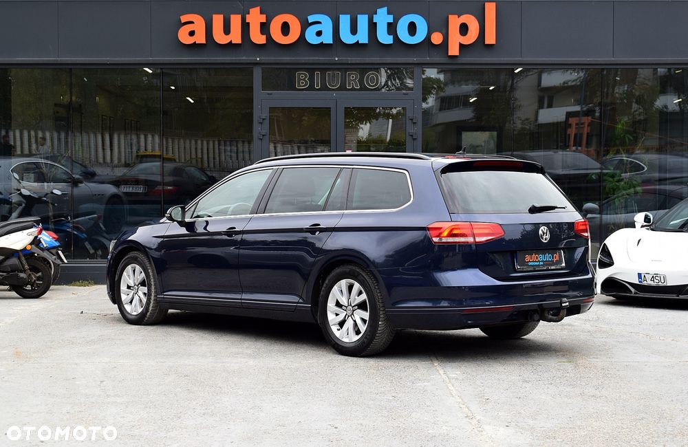 Volkswagen Passat - 21
