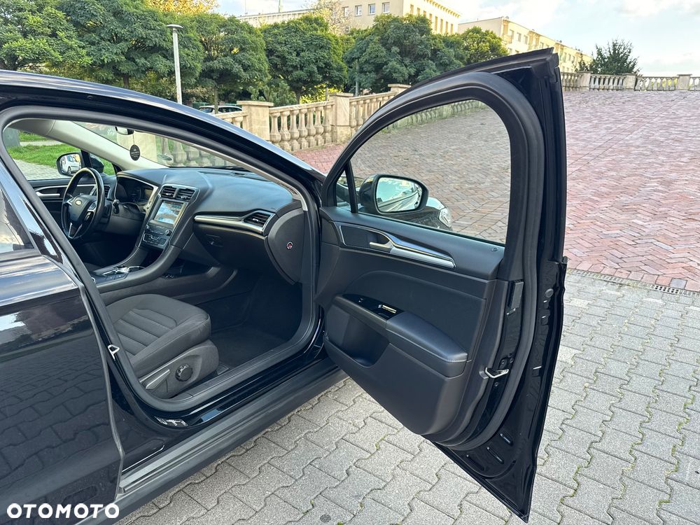 Ford Mondeo 2.0 EcoBlue Titanium - 34