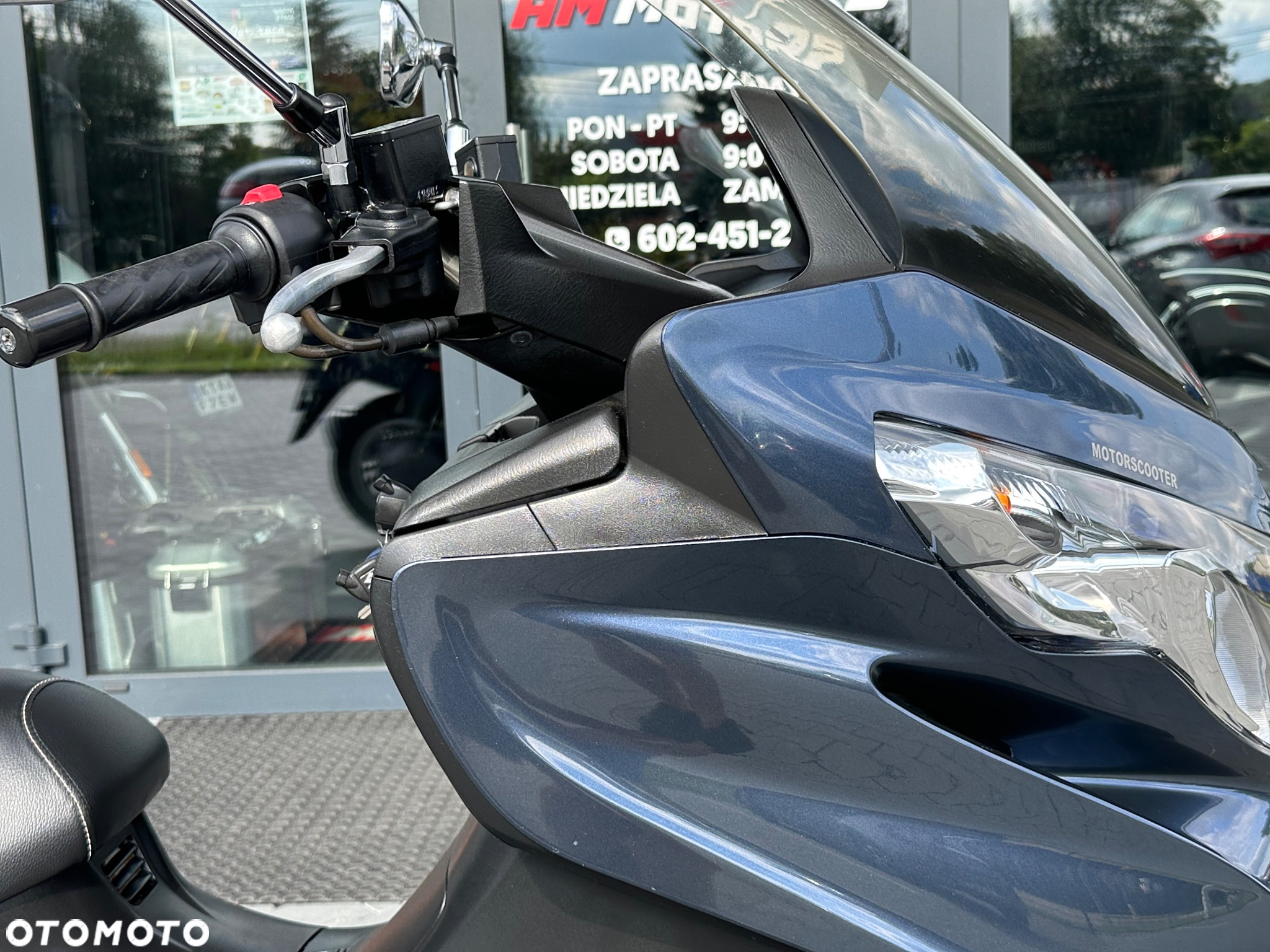 Suzuki Burgman - 15